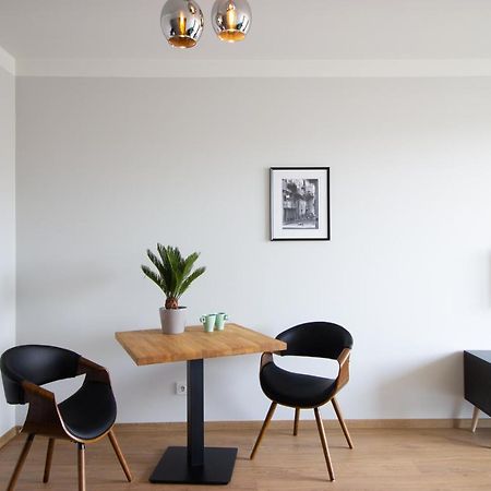 Patio Praga Metro Apartment Варшава Экстерьер фото